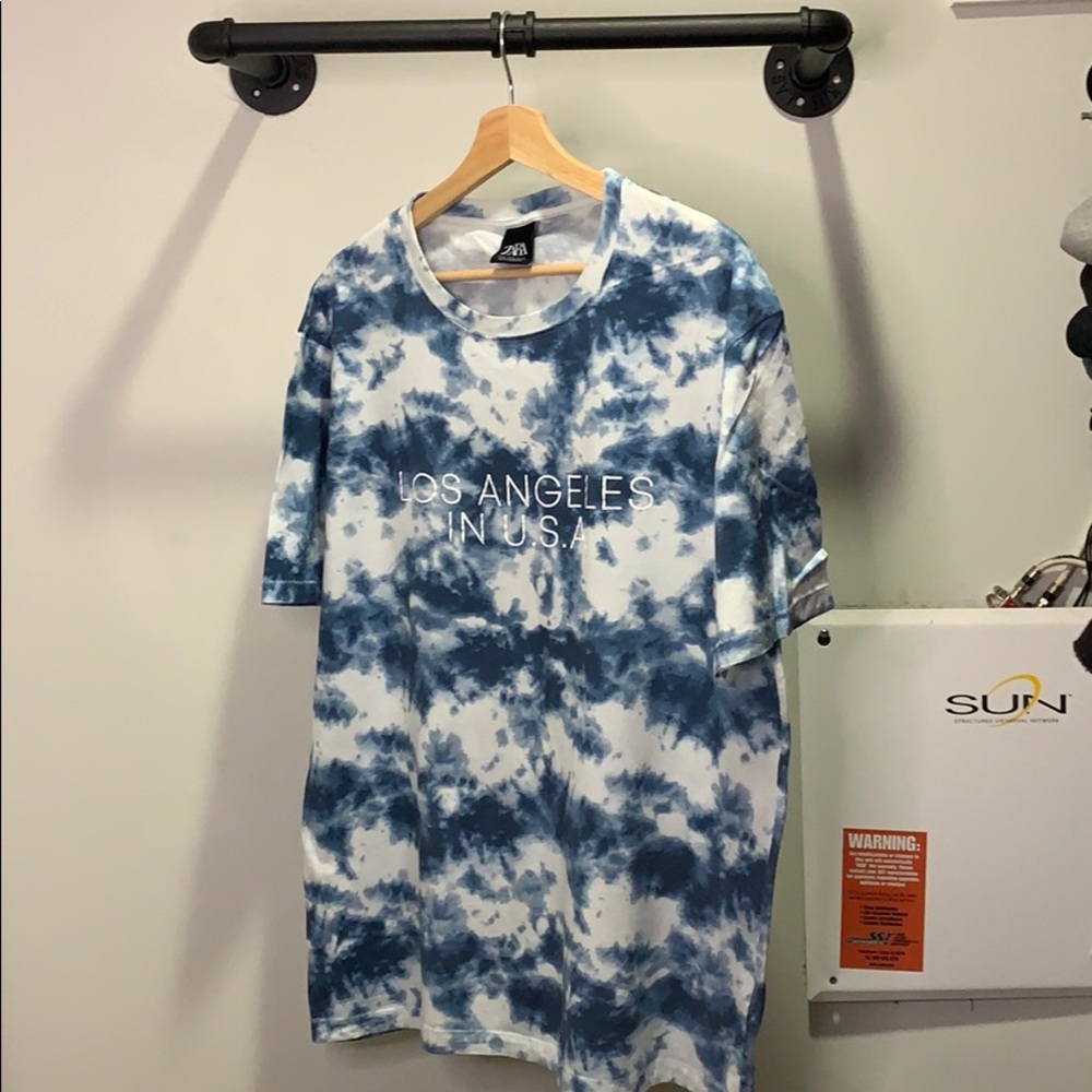 Medium Men's Zara T-shirt
